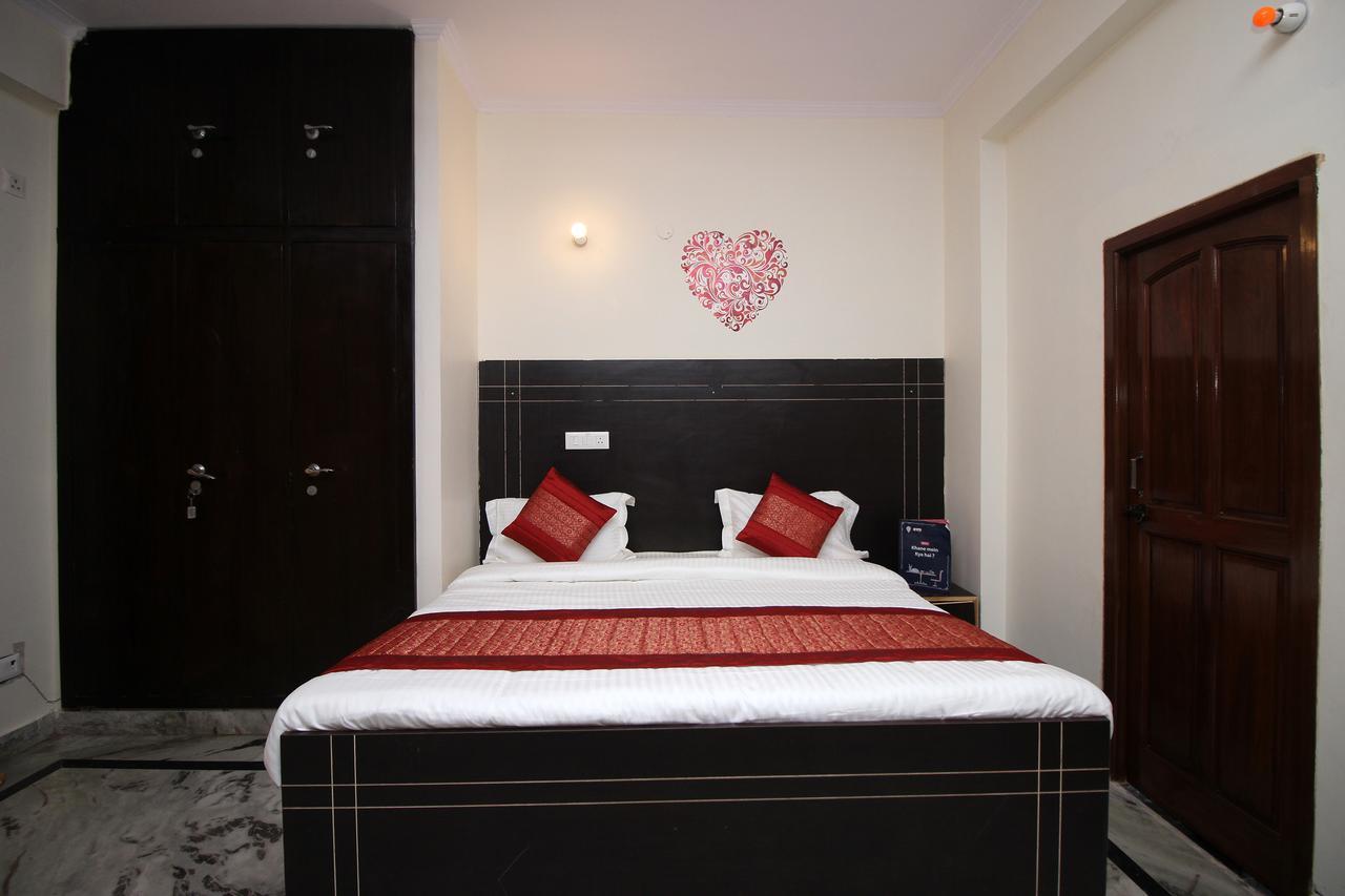 Oyo 9192 Hotel Raghav Residency Noida Exterior photo