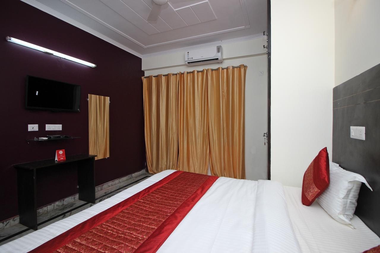 Oyo 9192 Hotel Raghav Residency Noida Exterior photo