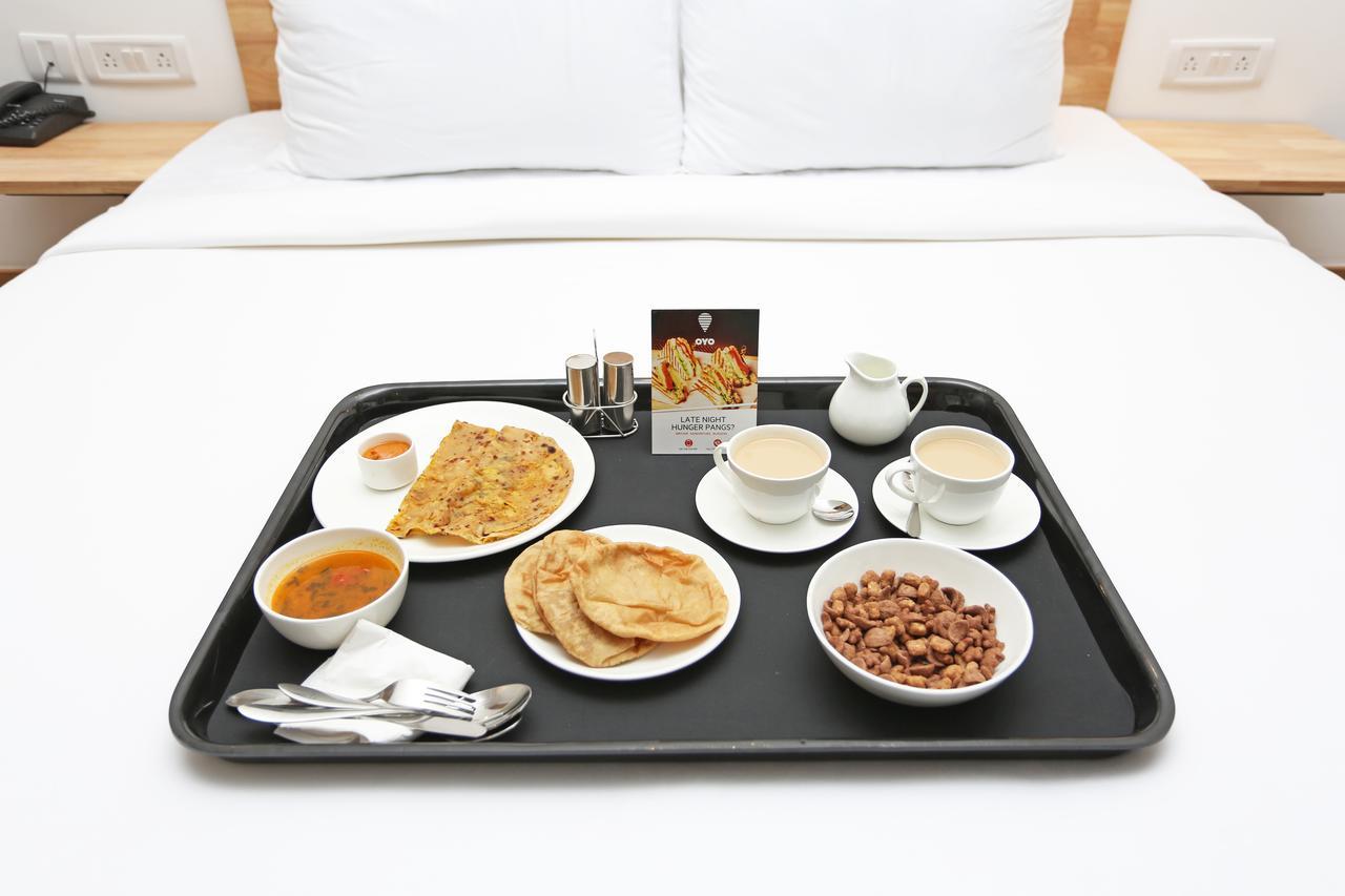 Oyo 9192 Hotel Raghav Residency Noida Exterior photo
